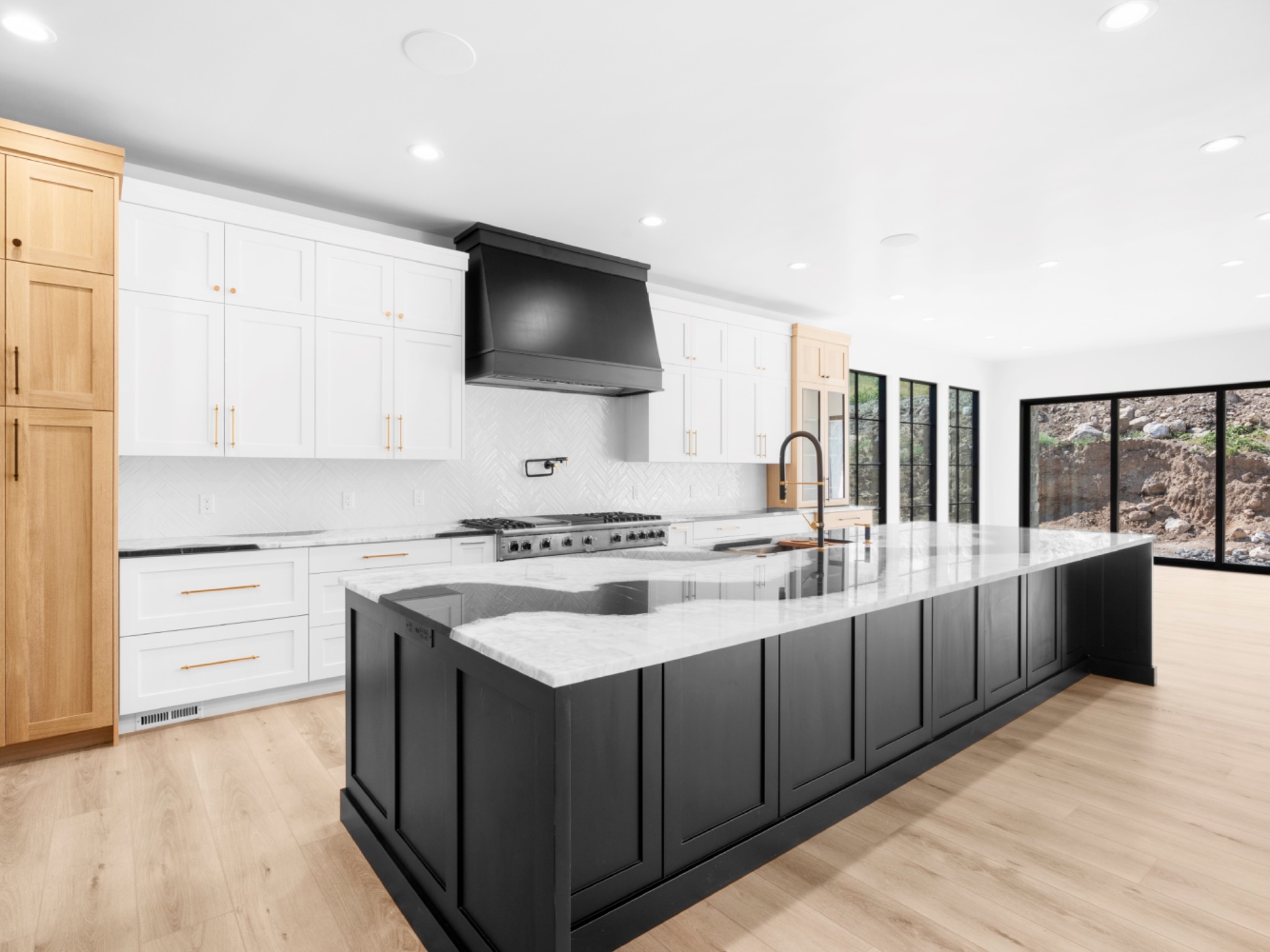 Kitchen Remodeling — Premium Renovation